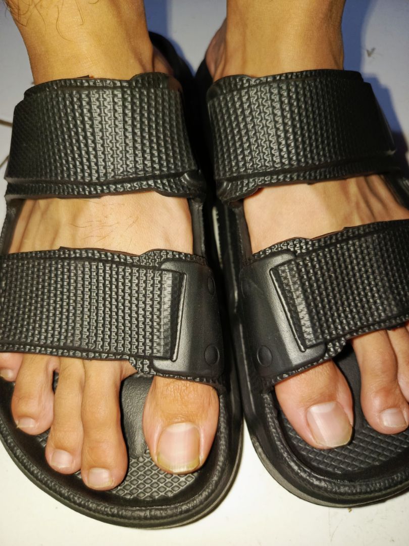 Foto ulasan pembeli i*****k, varian Hitam,44