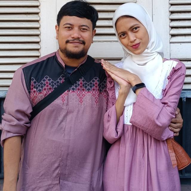 Dompet murah / dompet lipat 2/ dompet kulit sintetis - Foto ulasan pembeli