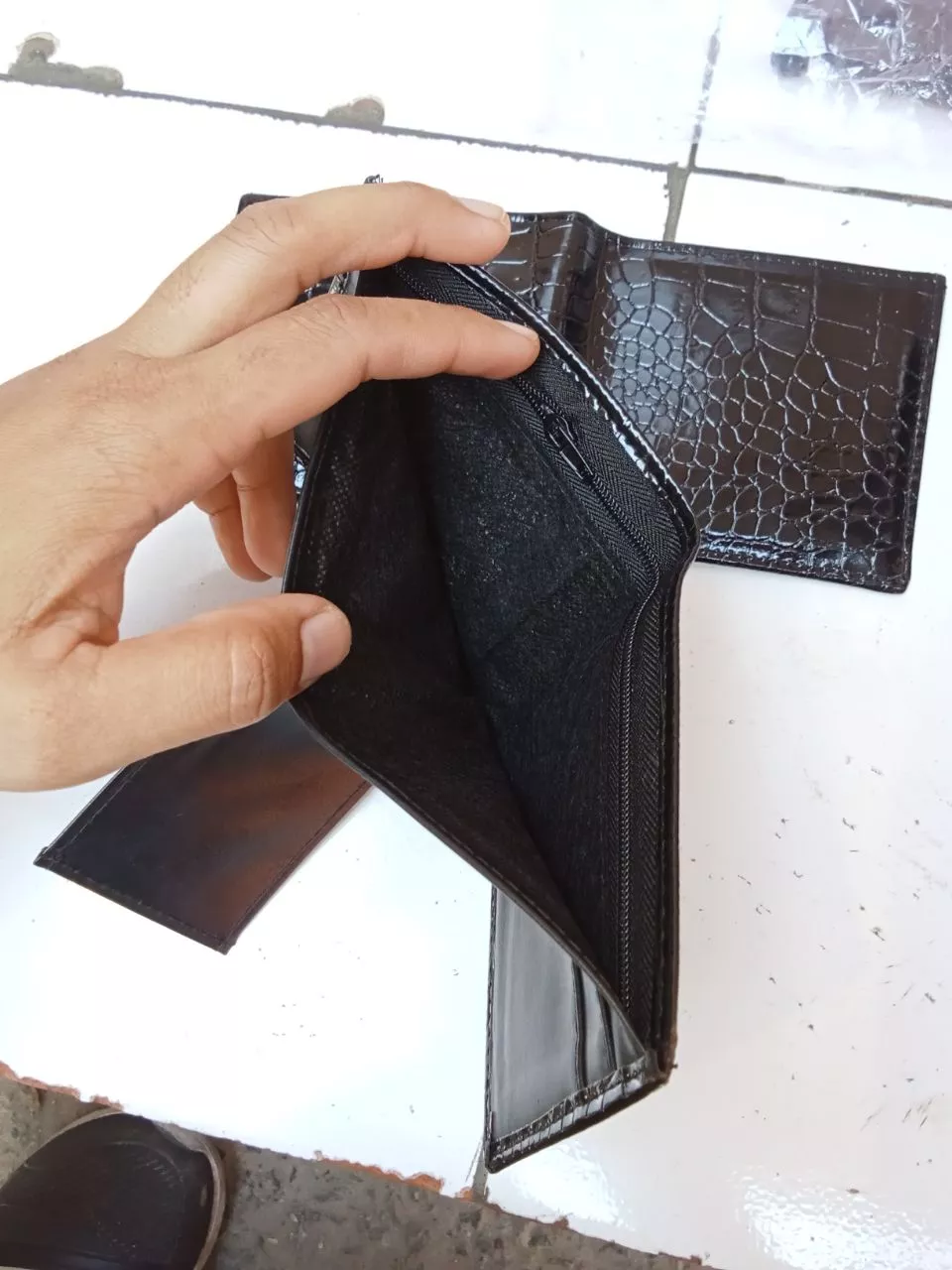 Dompet murah / dompet lipat 2/ dompet kulit sintetis - Foto ulasan pembeli
