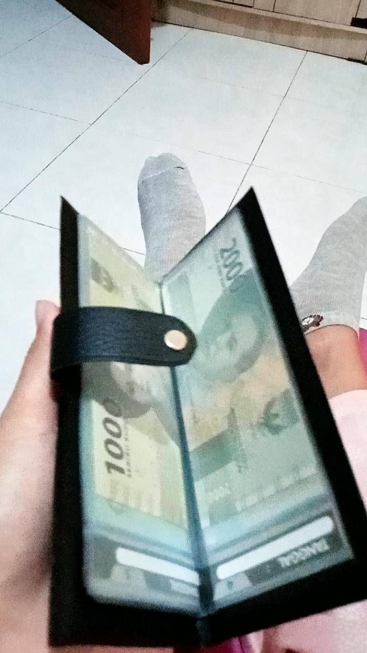 Dompet Cua Cua Dompet Bulanan Dompet Kartu 20 x 18 - Foto ulasan pembeli