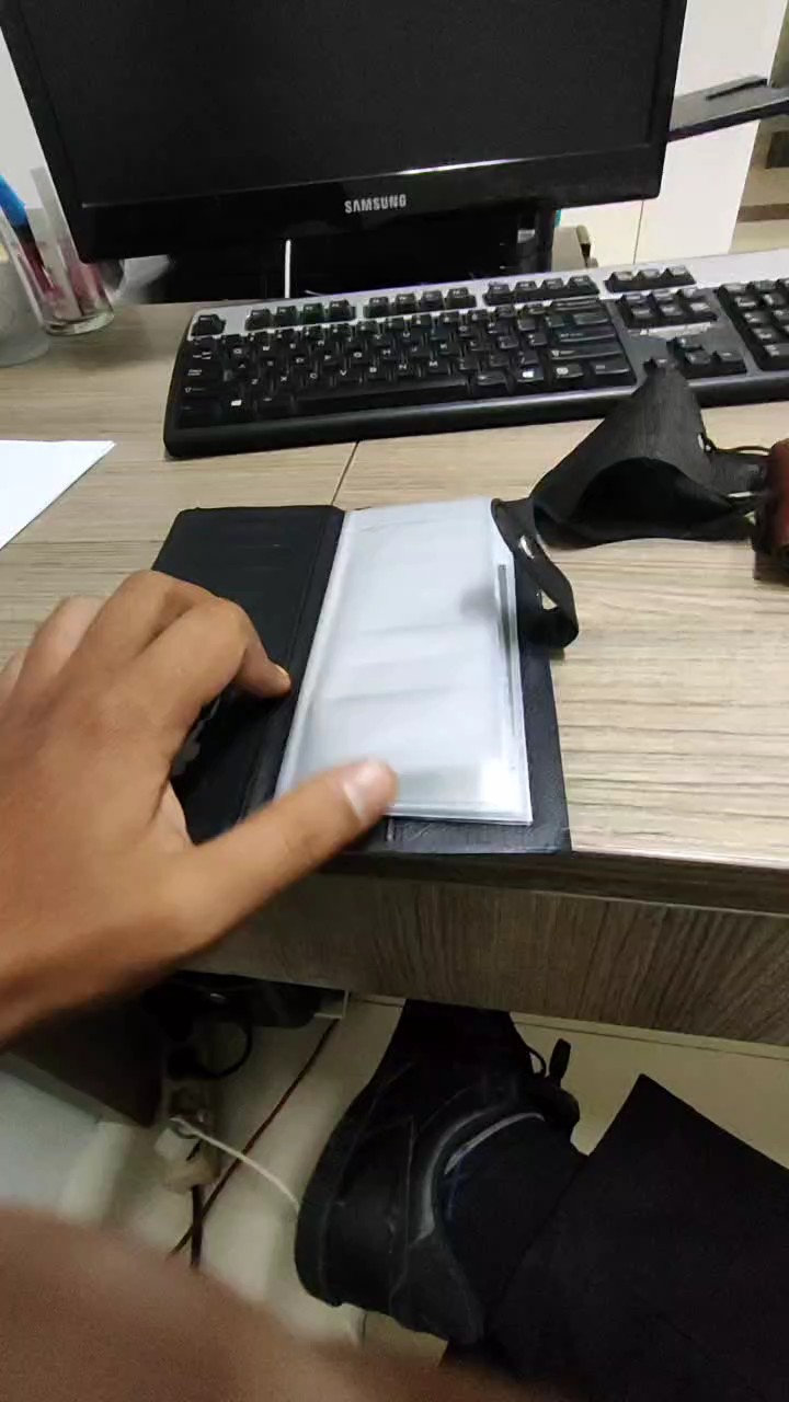 Dompet Cua Cua Dompet Bulanan Dompet Kartu 20 x 18 - Foto ulasan pembeli