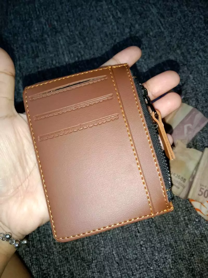 Dompet Kartu Resleting Besi Card - Foto ulasan pembeli