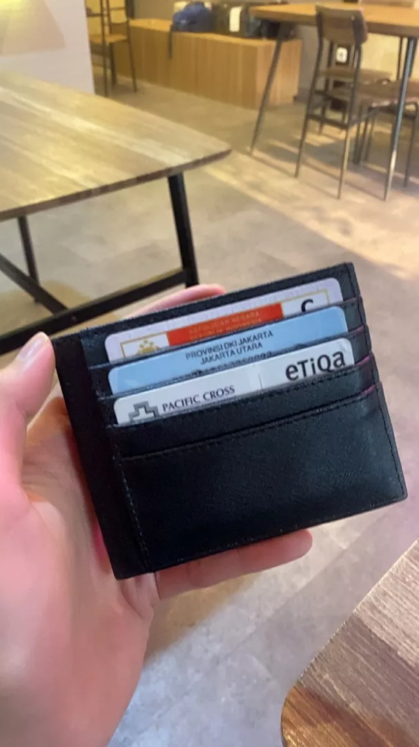 Dompet kartu tipis pria dan wanita slim card holder 10 kartu keren - Foto ulasan pembeli
