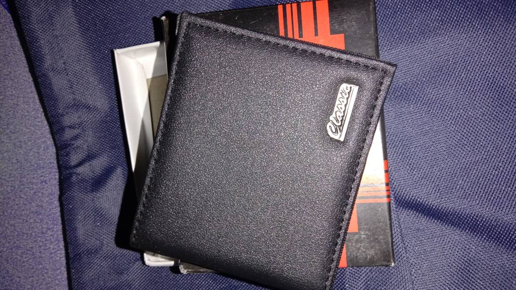 Dompet Lipat Pria Kulit Sintetis Free Box Murah - foto 7 dari 10, eh6r3t220z