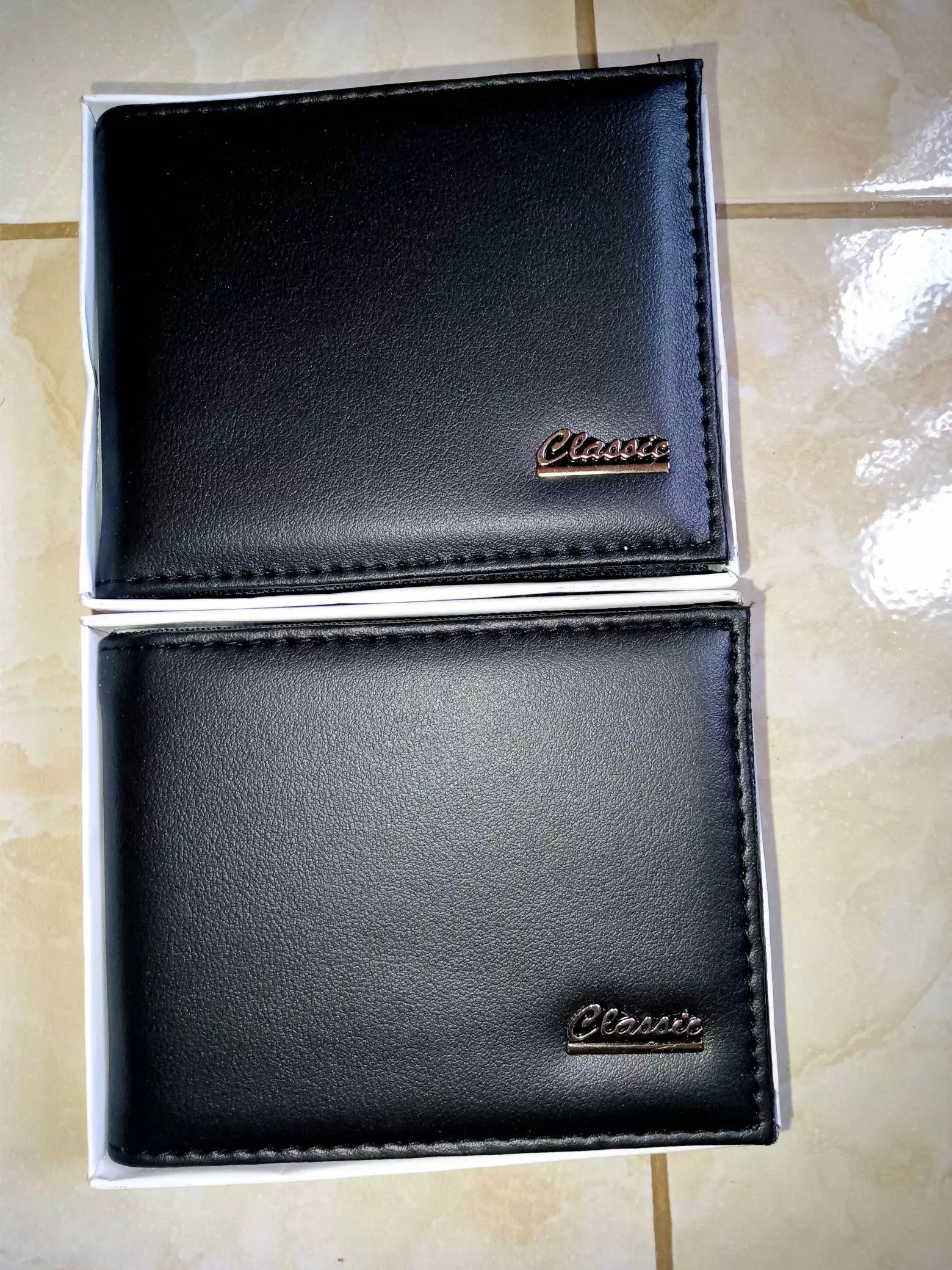 Dompet Lipat Pria Kulit Sintetis Free Box Murah - Foto ulasan pembeli
