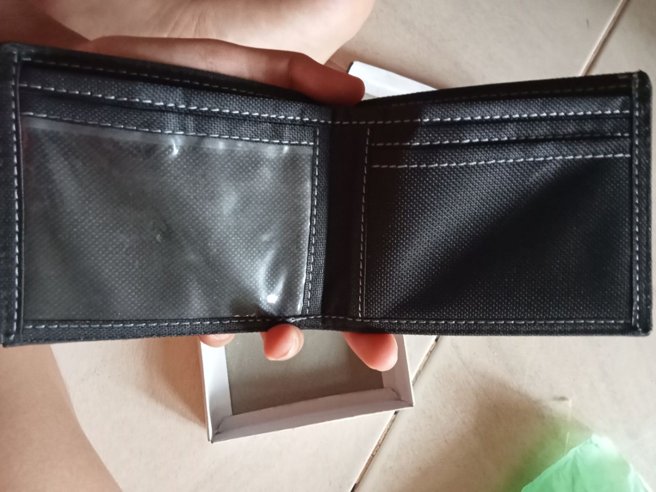 Dompet Lipat Pria Kulit Sintetis Free Box Murah - Foto ulasan pembeli