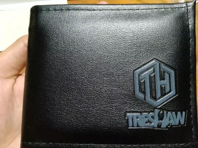 Dompet Lipat Treshaw Pria Kulit Sintetis Keren - Foto ulasan pembeli