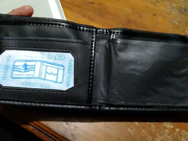 Dompet Lipat Treshaw Pria Kulit Sintetis Keren - Foto ulasan pembeli