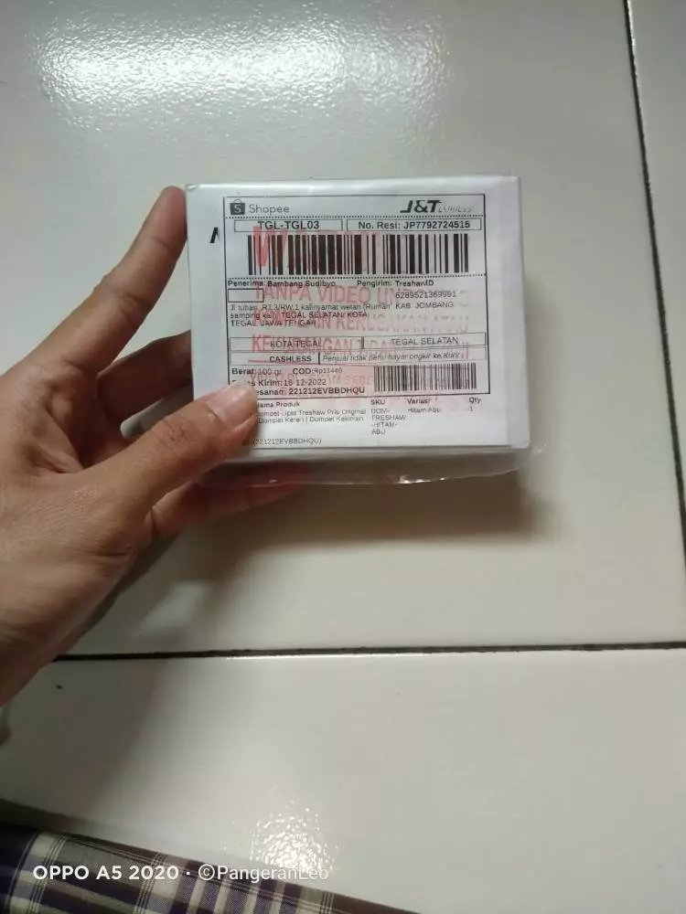Dompet Lipat Treshaw Pria Kulit Sintetis Keren - Foto ulasan pembeli