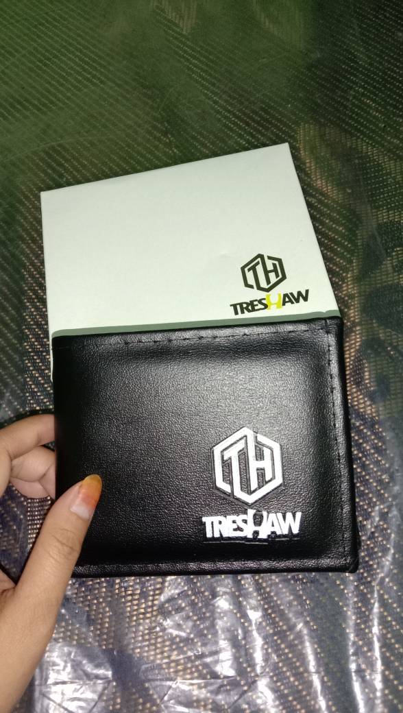 Dompet Lipat Treshaw Pria Kulit Sintetis Keren - Foto ulasan pembeli