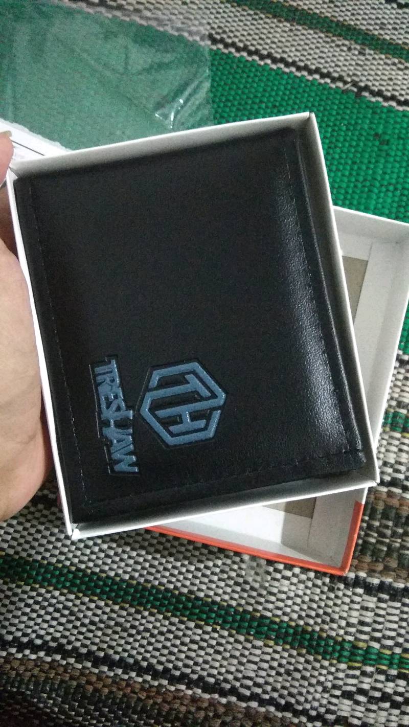 Dompet Lipat Treshaw Pria Kulit Sintetis Keren - Foto ulasan pembeli