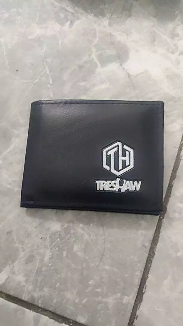 Dompet Lipat Treshaw Pria Kulit Sintetis Keren - Foto ulasan pembeli