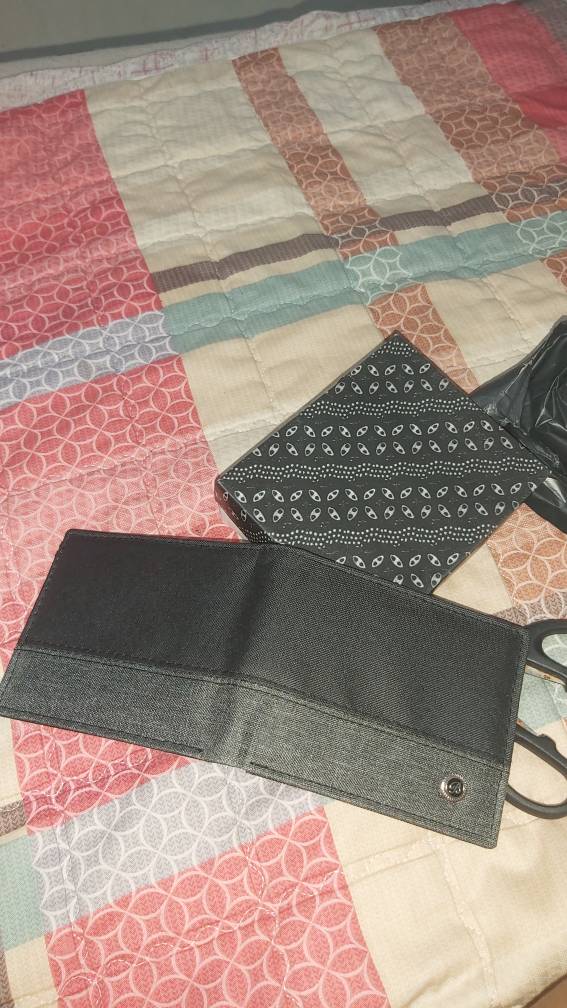 [Dompet Pria Kanvas Tebal DK900 Free Box] - Foto ulasan pembeli