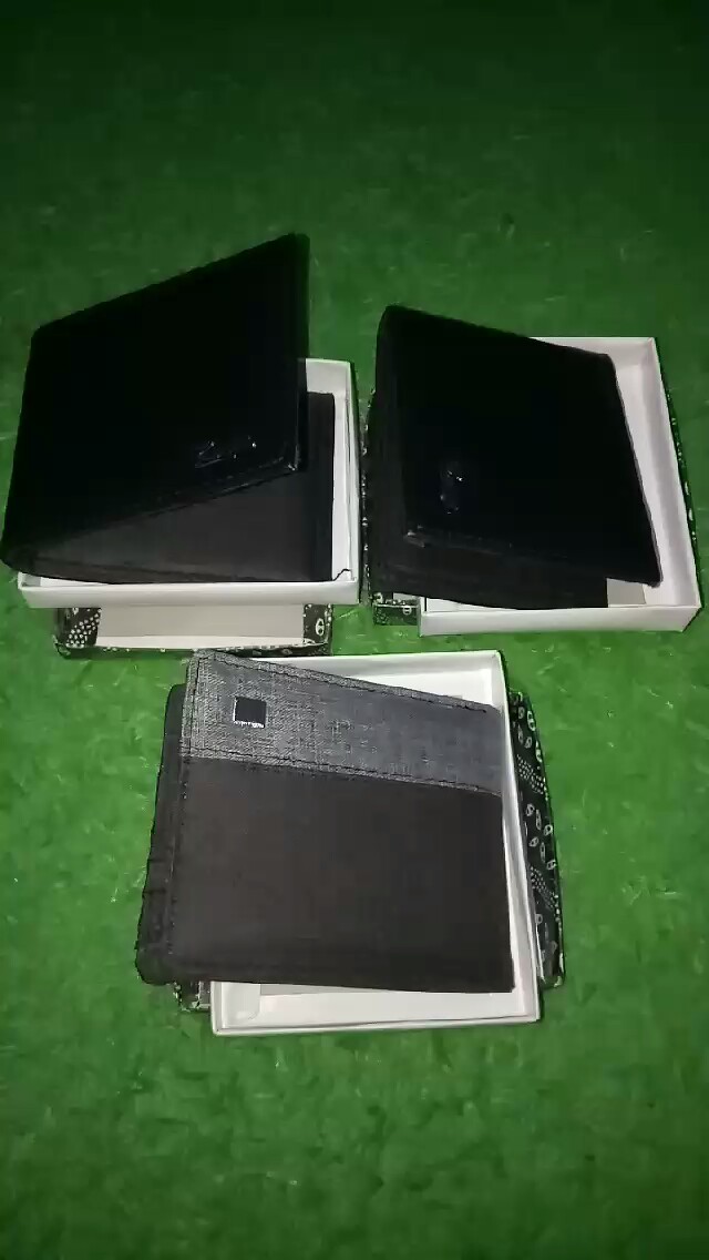 [Dompet Pria Kanvas Tebal DK900 Free Box] - Foto ulasan pembeli