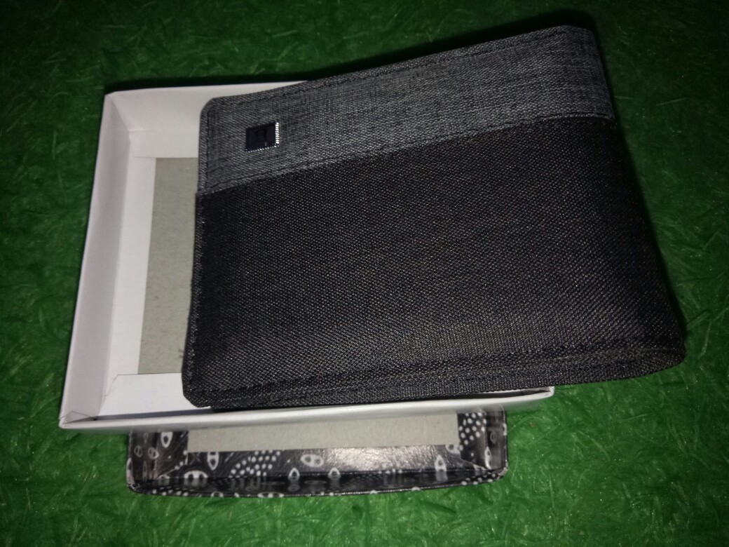 [Dompet Pria Kanvas Tebal DK900 Free Box] - Foto ulasan pembeli