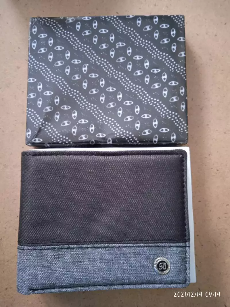 [Dompet Pria Kanvas Tebal DK900 Free Box] - Foto ulasan pembeli
