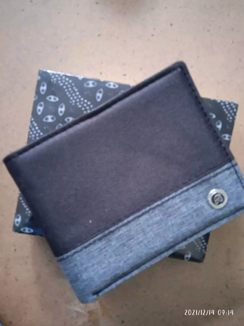 [Dompet Pria Kanvas Tebal DK900 Free Box] - Foto ulasan pembeli