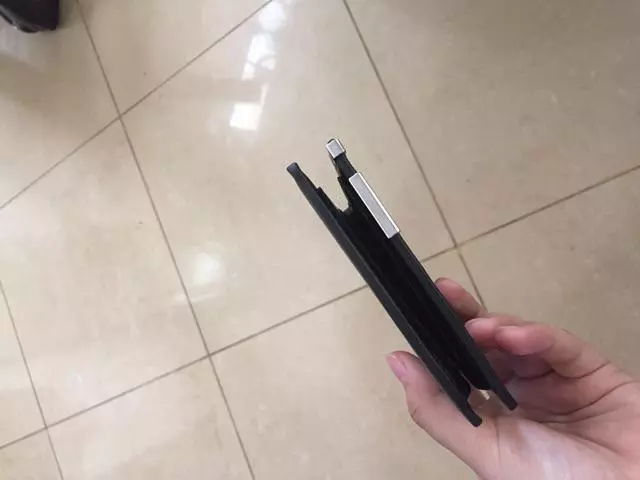Dompet Pria Lipat Kulit Hitam 2 Sekat 4 Kartu - Foto ulasan pembeli