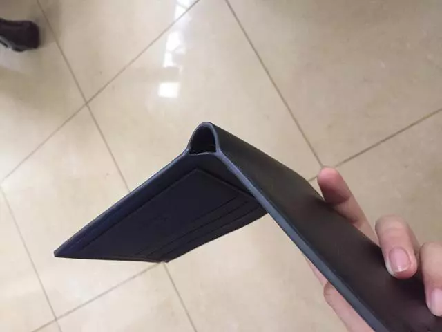 Dompet Pria Lipat Kulit Hitam 2 Sekat 4 Kartu - Foto ulasan pembeli