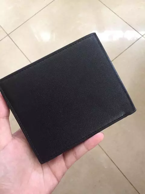 Dompet Pria Lipat Kulit Hitam 2 Sekat 4 Kartu - Foto ulasan pembeli