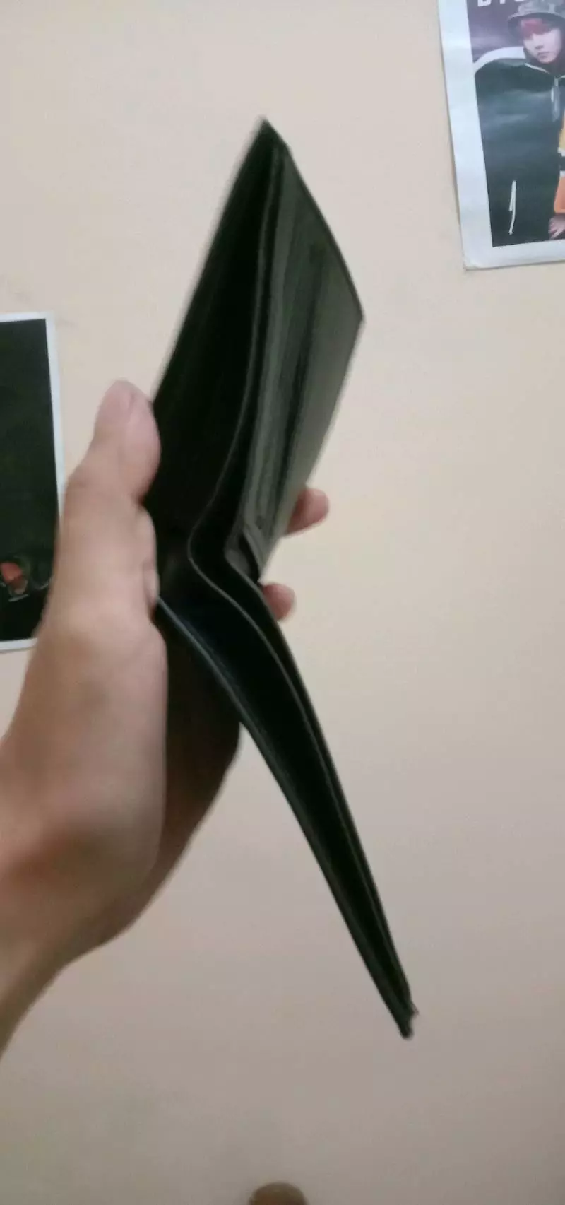 Dompet Pria Lipat Kulit Hitam 2 Sekat 4 Kartu - Foto ulasan pembeli