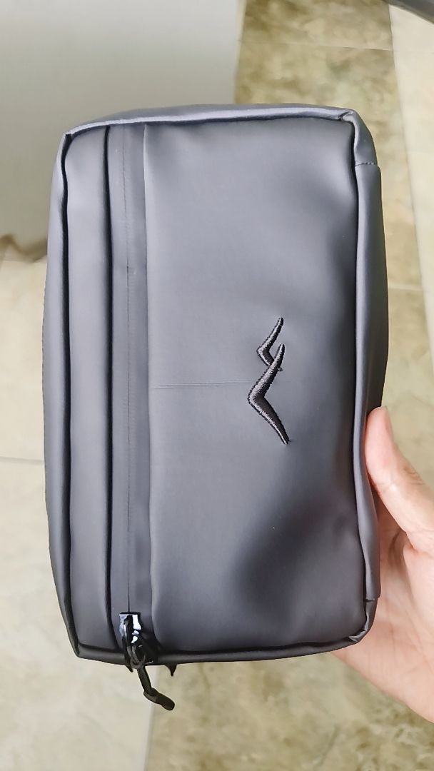 Elvis Vektra Clutch Handbag Slingbag Tahan Air - foto 5 dari 10, risloverosanpasbortin