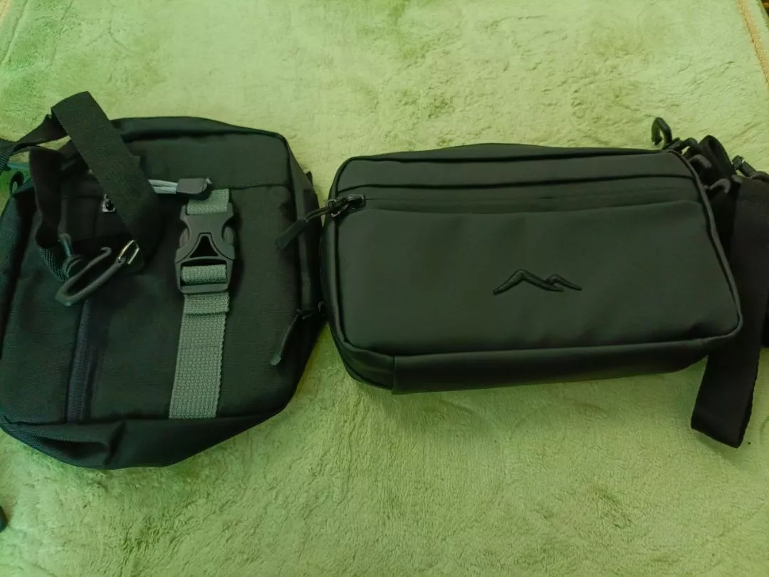 Elvis Vektra Clutch Handbag Slingbag Tahan Air - Foto ulasan pembeli
