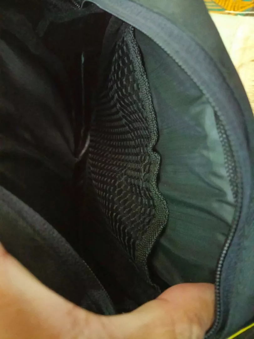 Elvis Vektra Clutch Handbag Slingbag Tahan Air - Foto ulasan pembeli