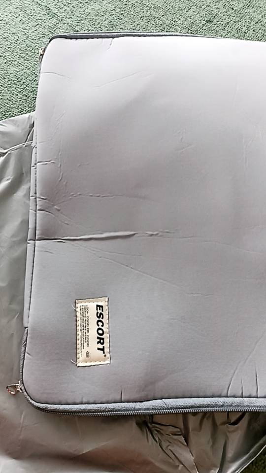 ESCORT Tas Laptop Softcase 14-15.6 Inch Waterproof - foto 3 dari 10, sofyvanr