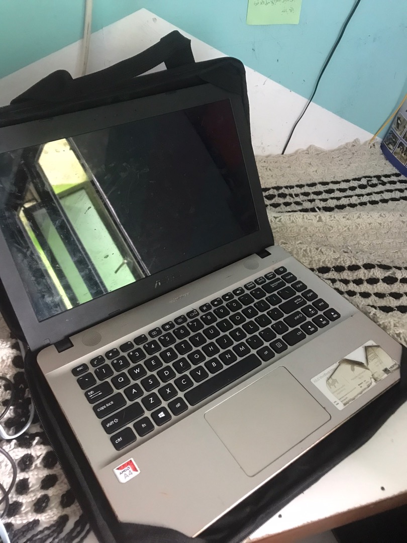 ESCORT Tas Laptop Softcase 14-15.6 Inch Waterproof - foto 10 dari 10, sofyvanr