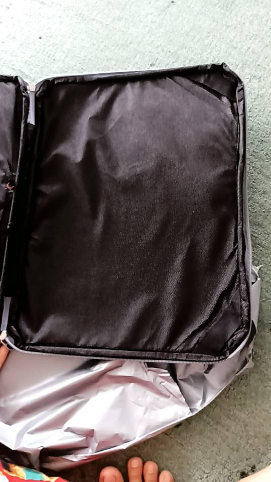 ESCORT Tas Laptop Softcase 14-15.6 Inch Waterproof - Foto ulasan pembeli