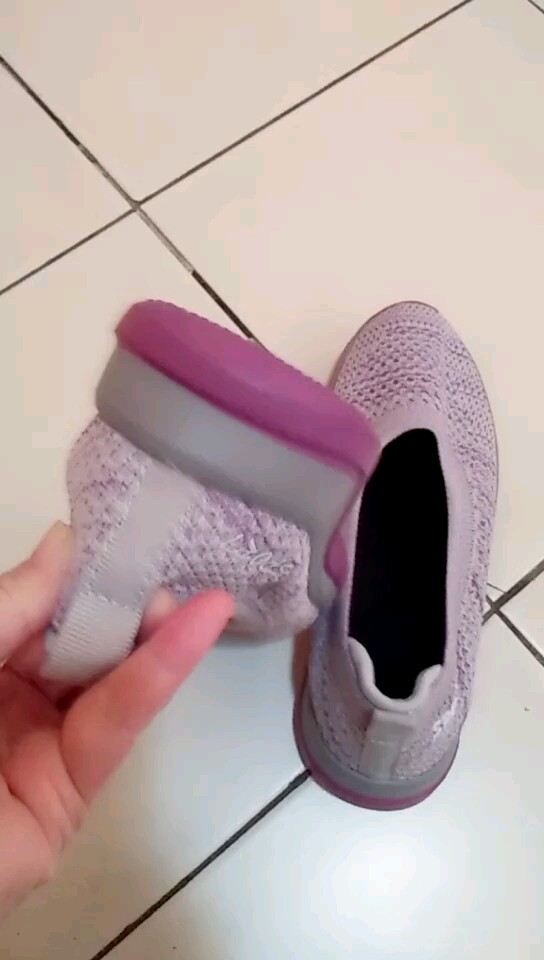 Foto ulasan pembeli rositasholih, varian Gray,36