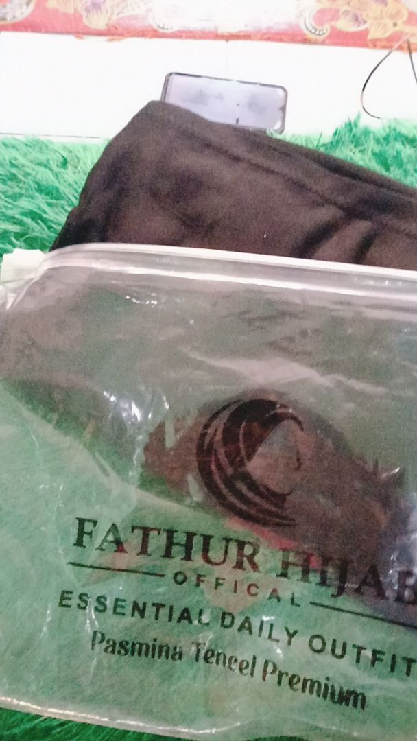 Foto ulasan pembeli cahyanur88, varian Hitam