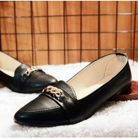 Flatshoes Wanita Lilie RD10 - Hitam untuk Kerja - foto 1 dari 10