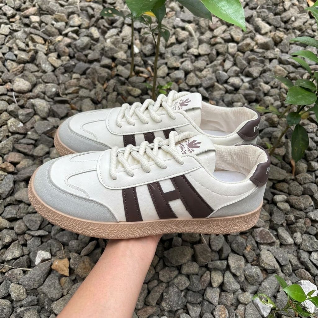 KOII "FREE BOX" Sepatu Sneakers Wanita Haeryun Soomin Terbaru Import Kasual Sport Korean Shoes C609 Size 36-41 - foto 1 dari 10