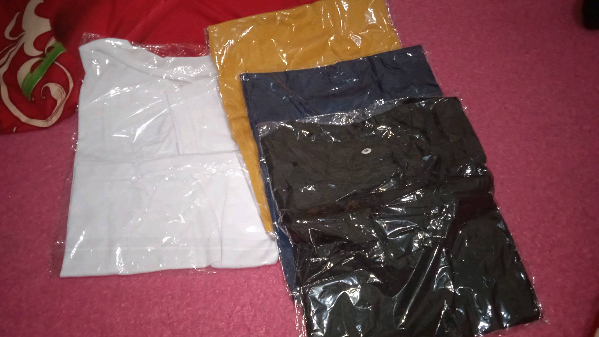 Foto ulasan pembeli rinakeiko.id, varian Hitam,S=2-3TAHUN, NAVY,S=2-3TAHUN, Mustard,S=2-3TAHUN, ...