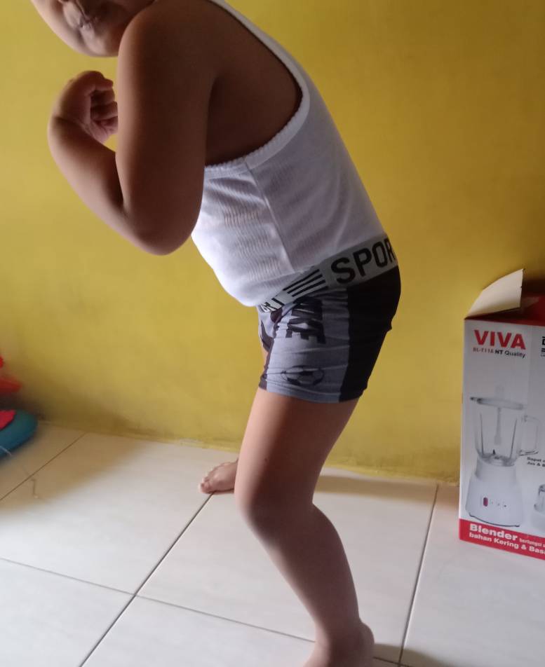 Foto ulasan pembeli linda_yunita, varian Putih,SL Premium - XL