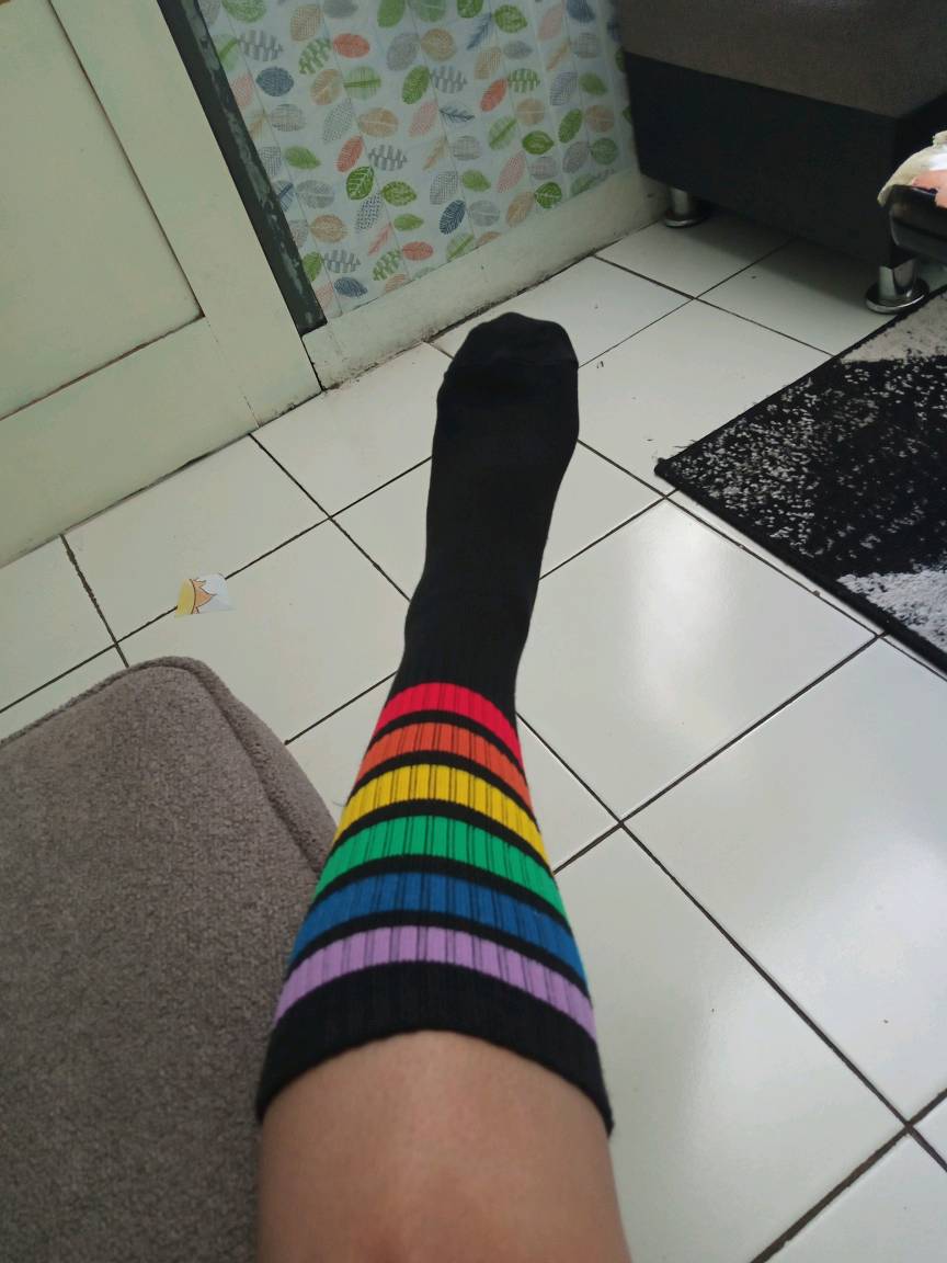 kaos kaki motif Oldschool / kaos kaki motif stripe / pradiptasock - Foto ulasan pembeli