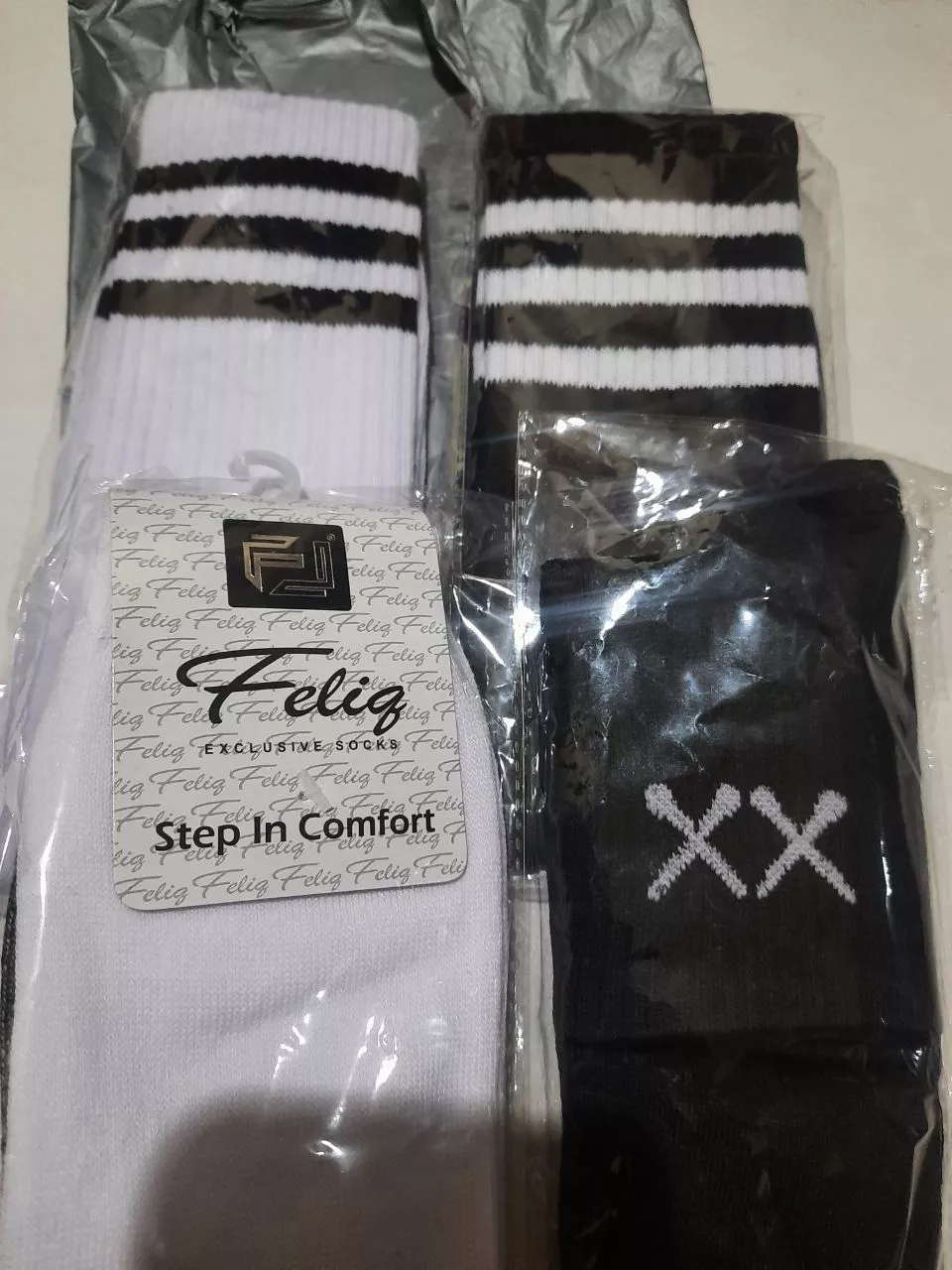kaos kaki motif Oldschool / kaos kaki motif stripe / pradiptasock - Foto ulasan pembeli