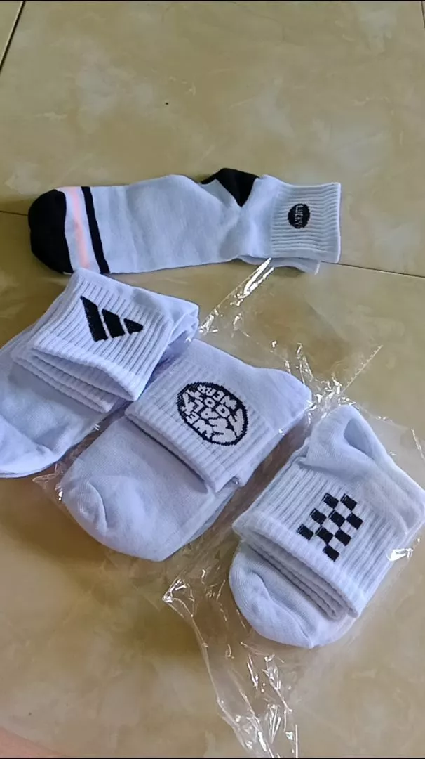 Kaos kaki Old School Pendek 3/4 Dewasa Unisex Keren Premium Distro - Foto ulasan pembeli