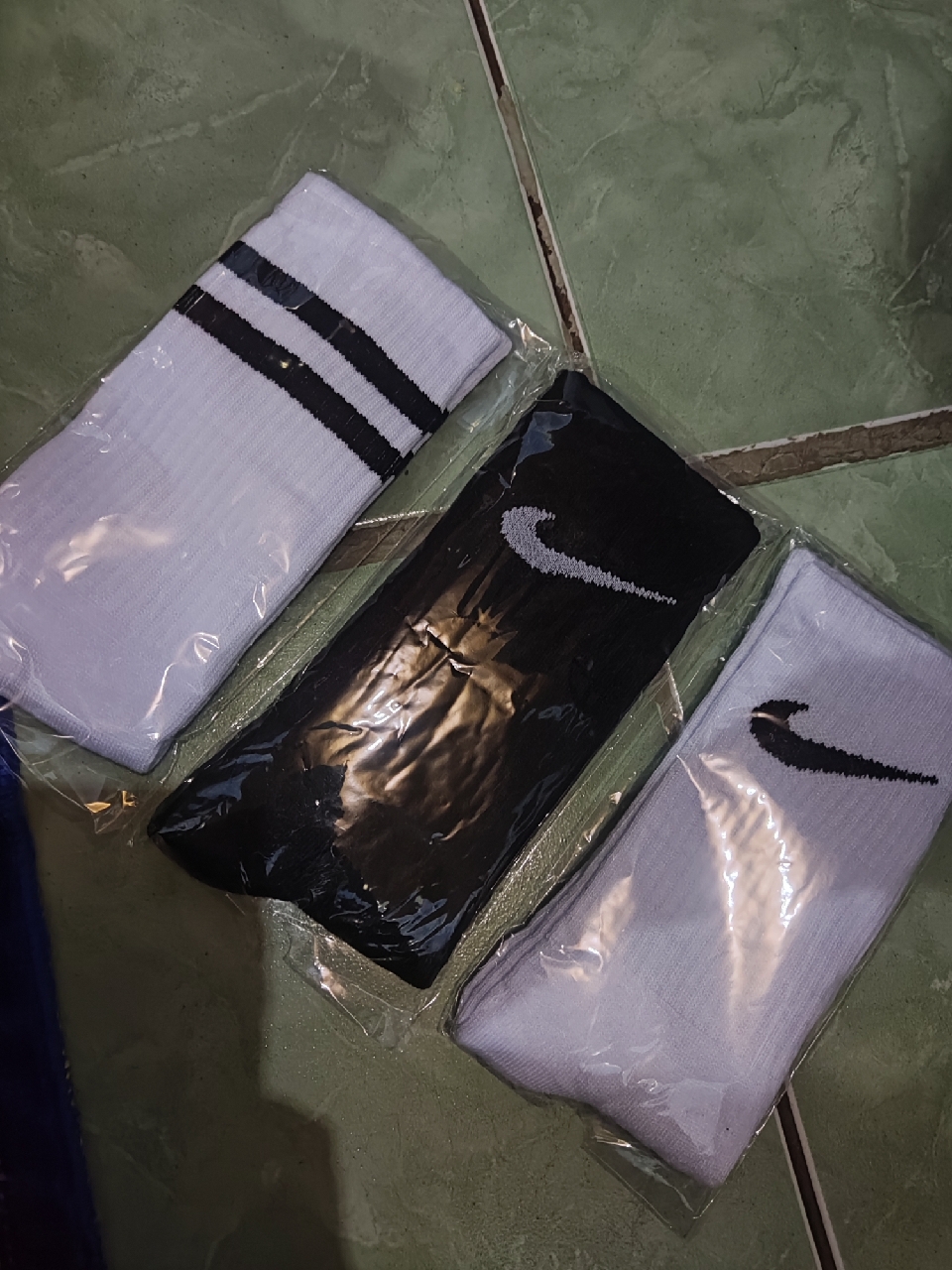 Foto ulasan pembeli aefkurniiawan, varian A 40, A 02, A 01