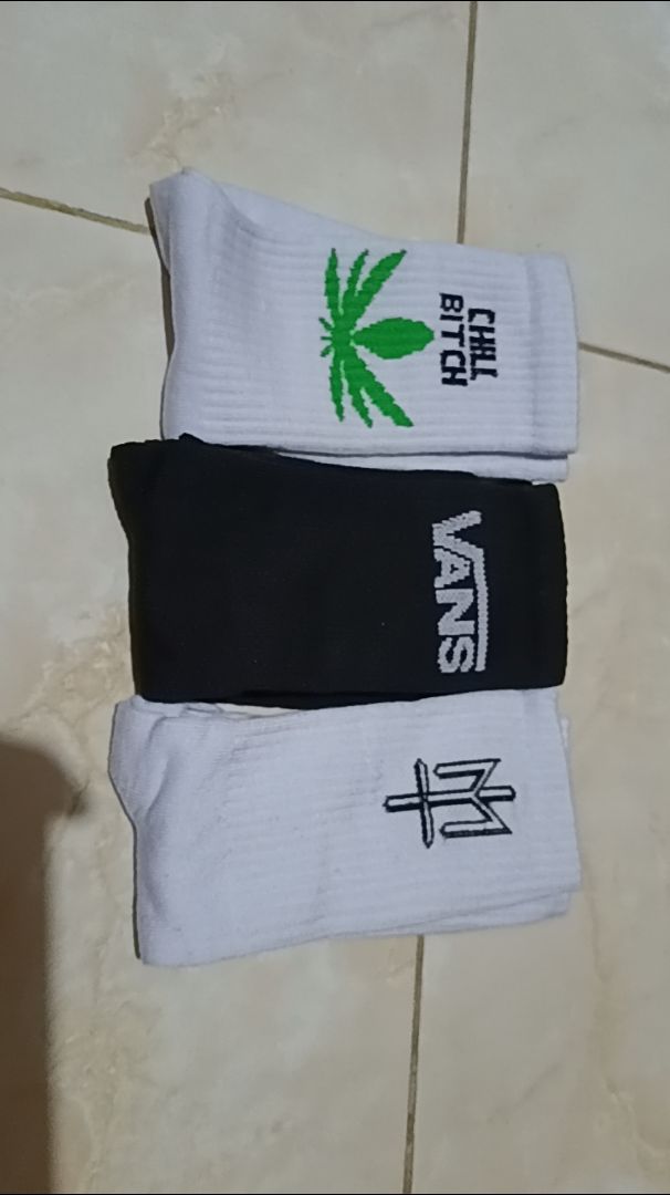 Kaos Kaki Oldschool Motif Sport Pria Wanita Panjang - foto 2 dari 10, malvialvidandri