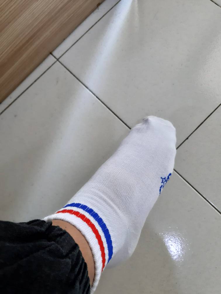 Foto ulasan pembeli Tampilan: ok
Warna: putih, varian Hitam strip putih,All size, Putih strip hitam,All size, Hitam strp merah p.,All size, ...