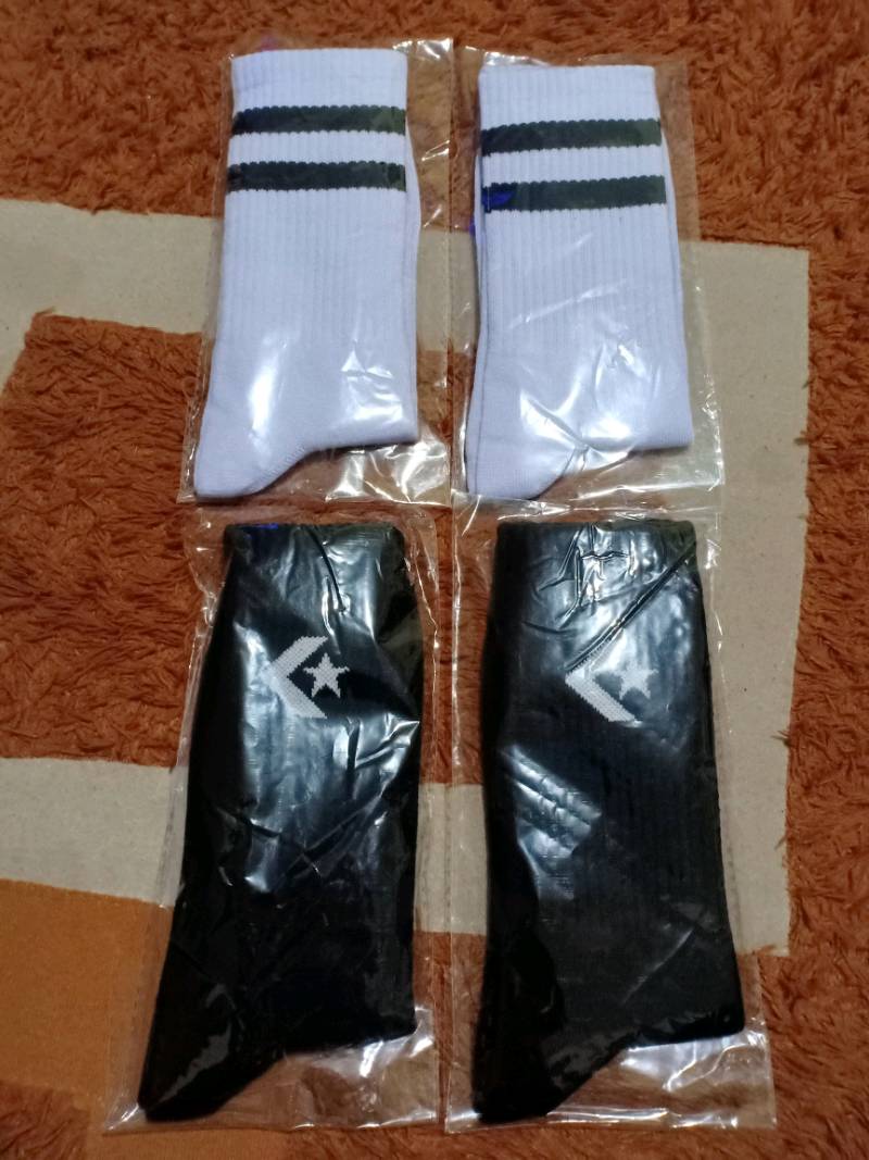 Kaos Kaki Oldschool Stripe Cotton Unisex - foto 6 dari 10, elizzabetgandaria