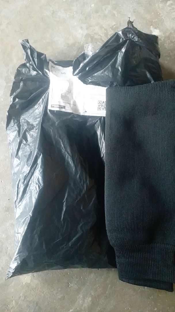 Foto ulasan pembeli lwaw7bqhr3, varian Hitam,TNI