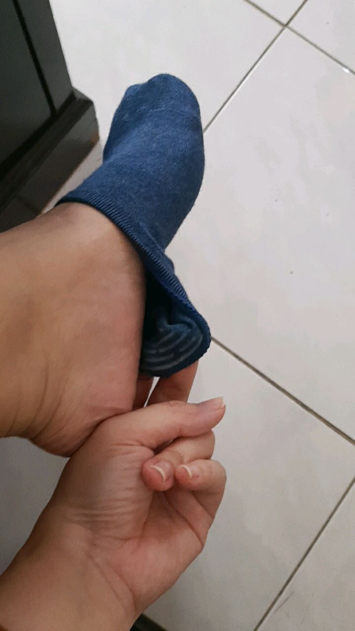 Foto ulasan pembeli nishagustina, varian abu muda, Navy, Abu Tua