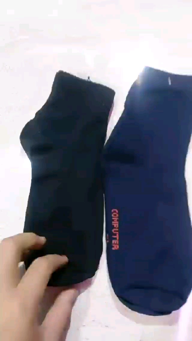 Foto ulasan pembeli ekayrs, varian Hitam, Biru Navy
