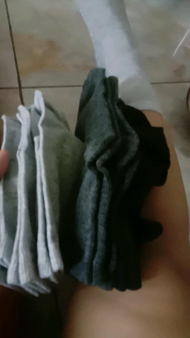 Foto ulasan pembeli 0:26, varian Hitam,Dewasa, Abu muda,Dewasa, Abu Tua,Dewasa, ...