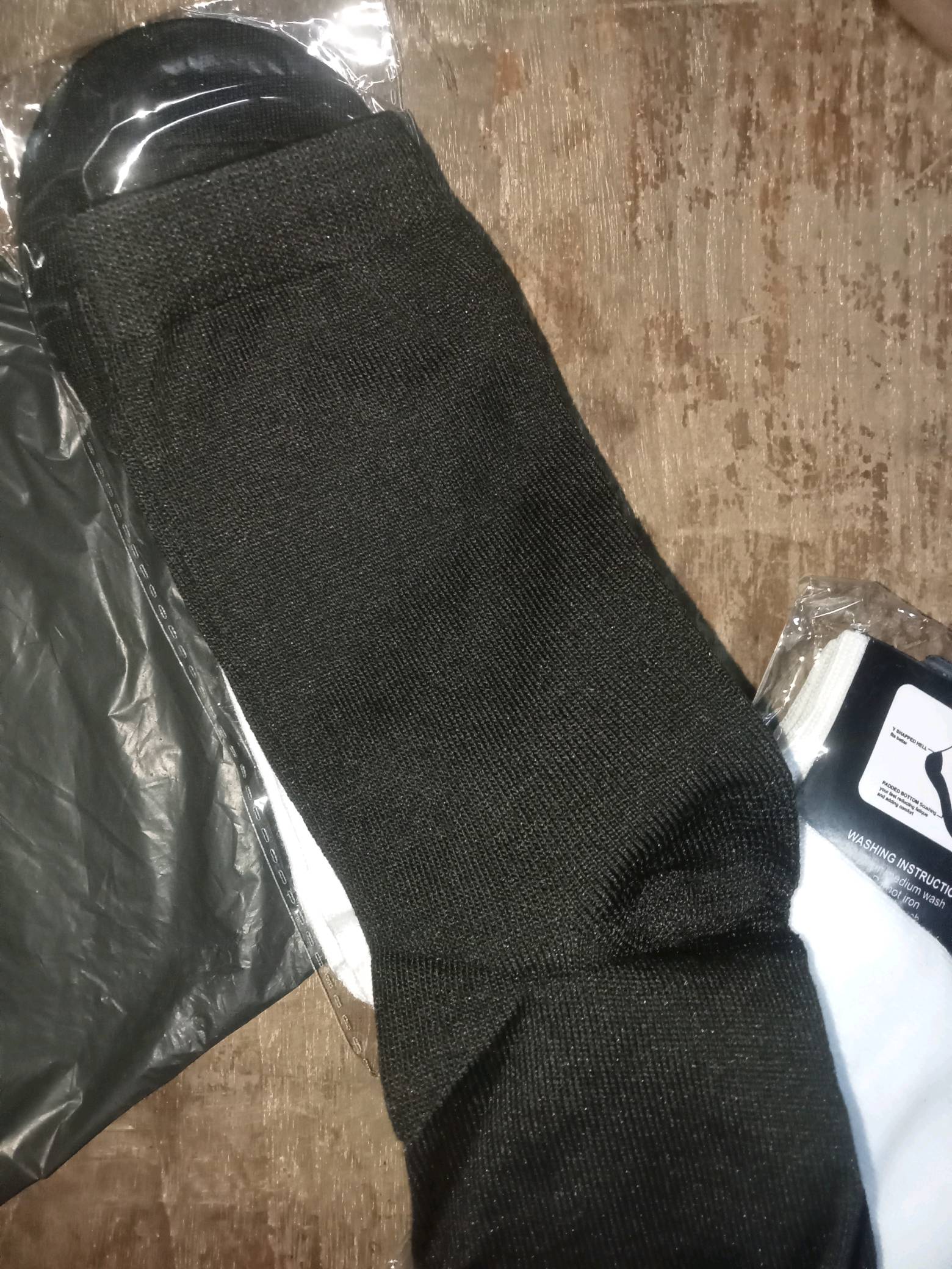 Foto ulasan pembeli bagasanty, varian Hitam,Dewasa, Putih,Dewasa