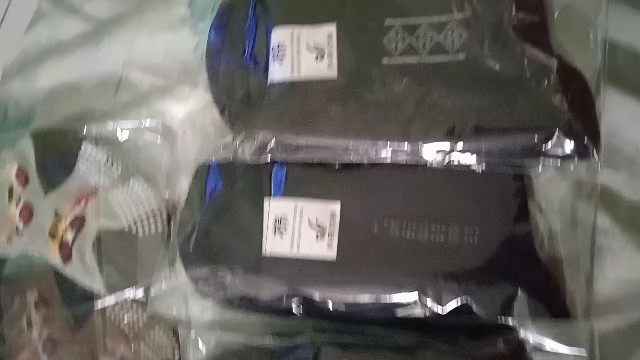 Foto ulasan pembeli b*****5, varian Coklat Motif, Biru Navy Motif, Abu Tua Motif, ...